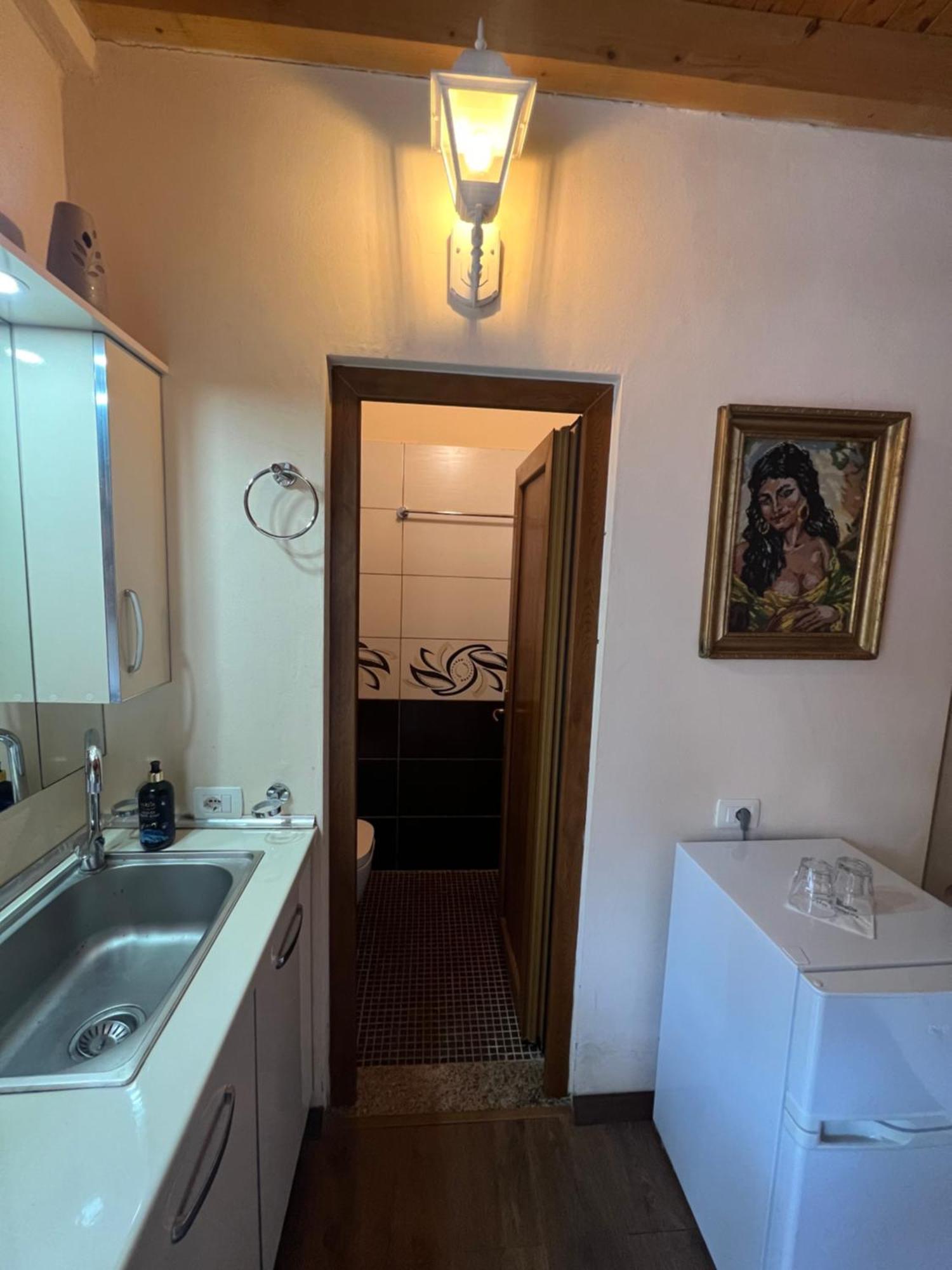 Vila Pepaj Razem Razëm Exterior foto