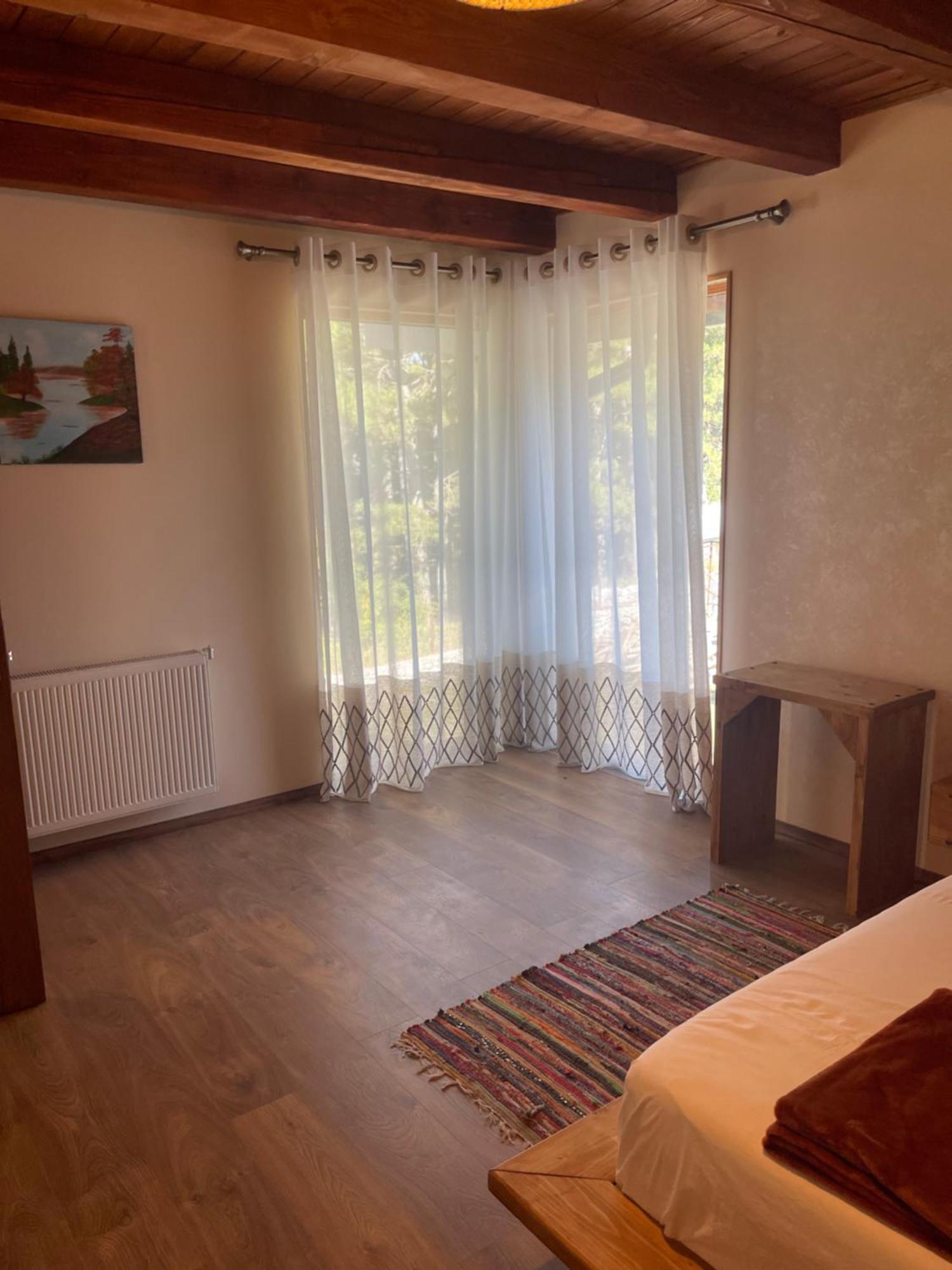 Vila Pepaj Razem Razëm Exterior foto