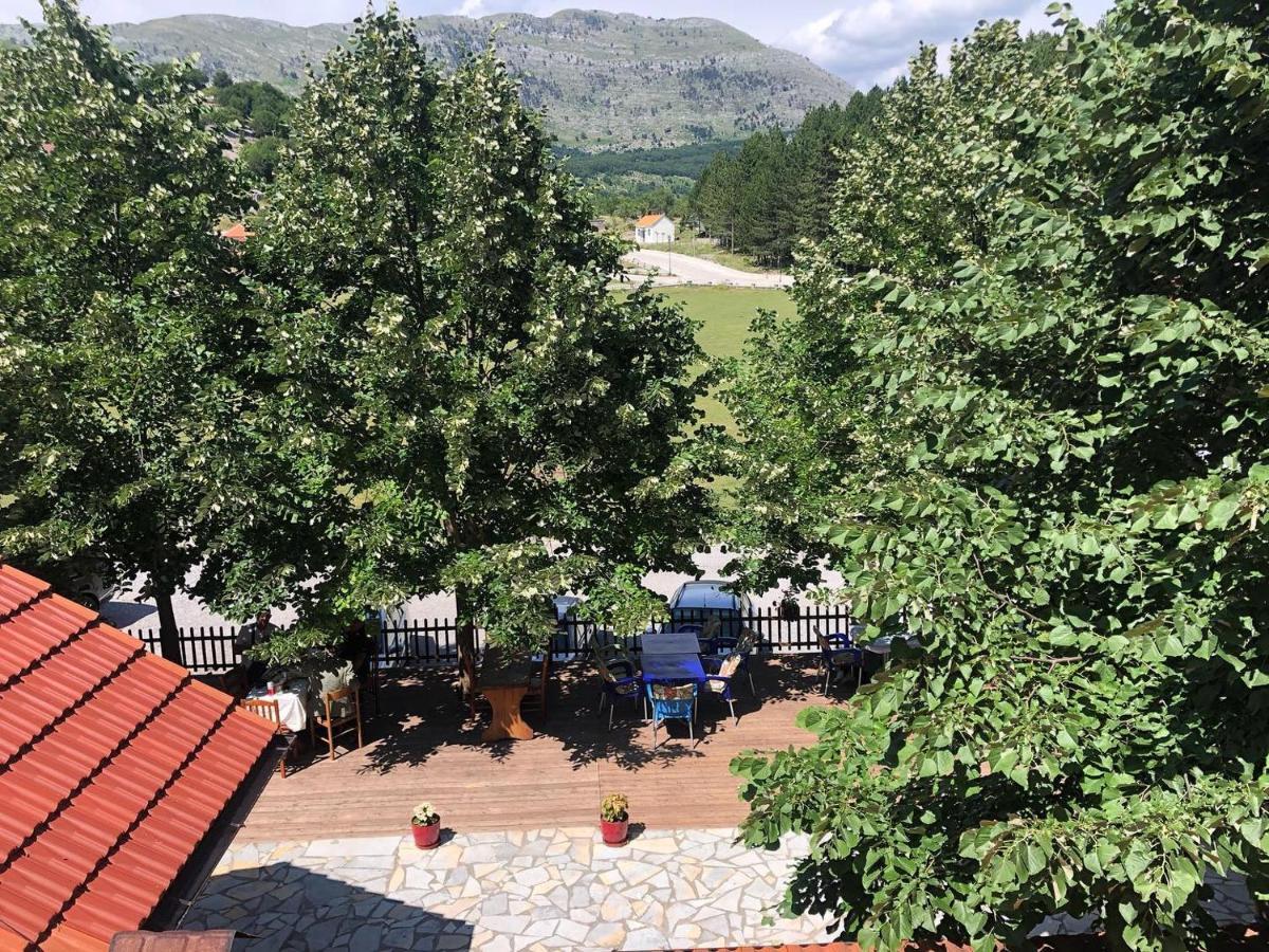 Vila Pepaj Razem Razëm Exterior foto